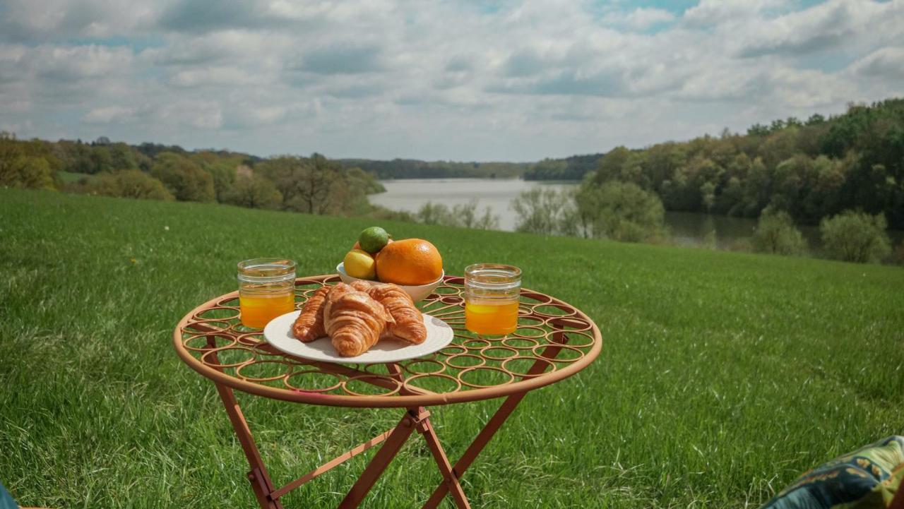 Quirky Vintage Horsebox Conversion With Stunning Views Of Ardingly Reservoir Balcombe Esterno foto