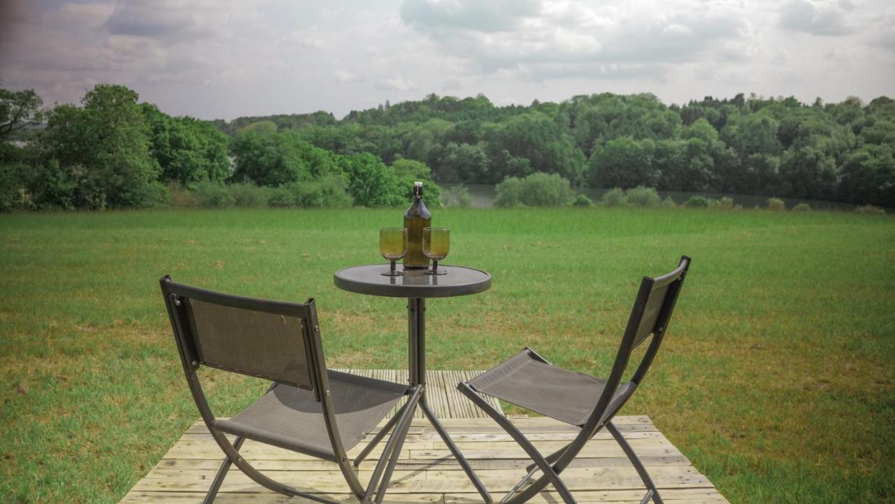 Quirky Vintage Horsebox Conversion With Stunning Views Of Ardingly Reservoir Balcombe Esterno foto